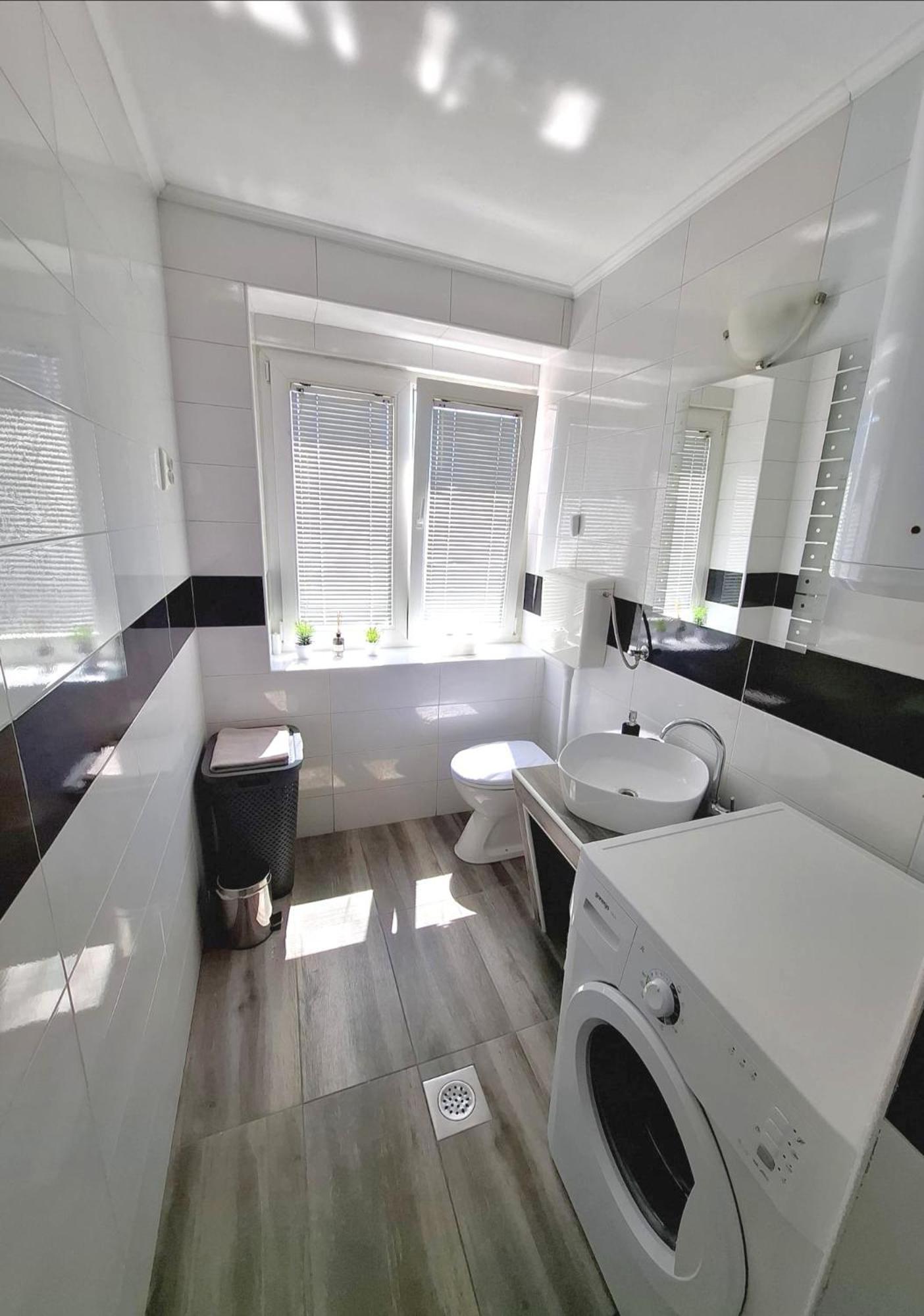 Apartment Tonio - Right On The Main Square Gospić المظهر الخارجي الصورة